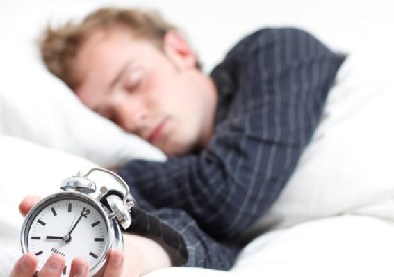 How to Wake Up Early if You Sleep Late