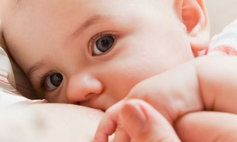 How Much Breastmilk does a Newborn Need